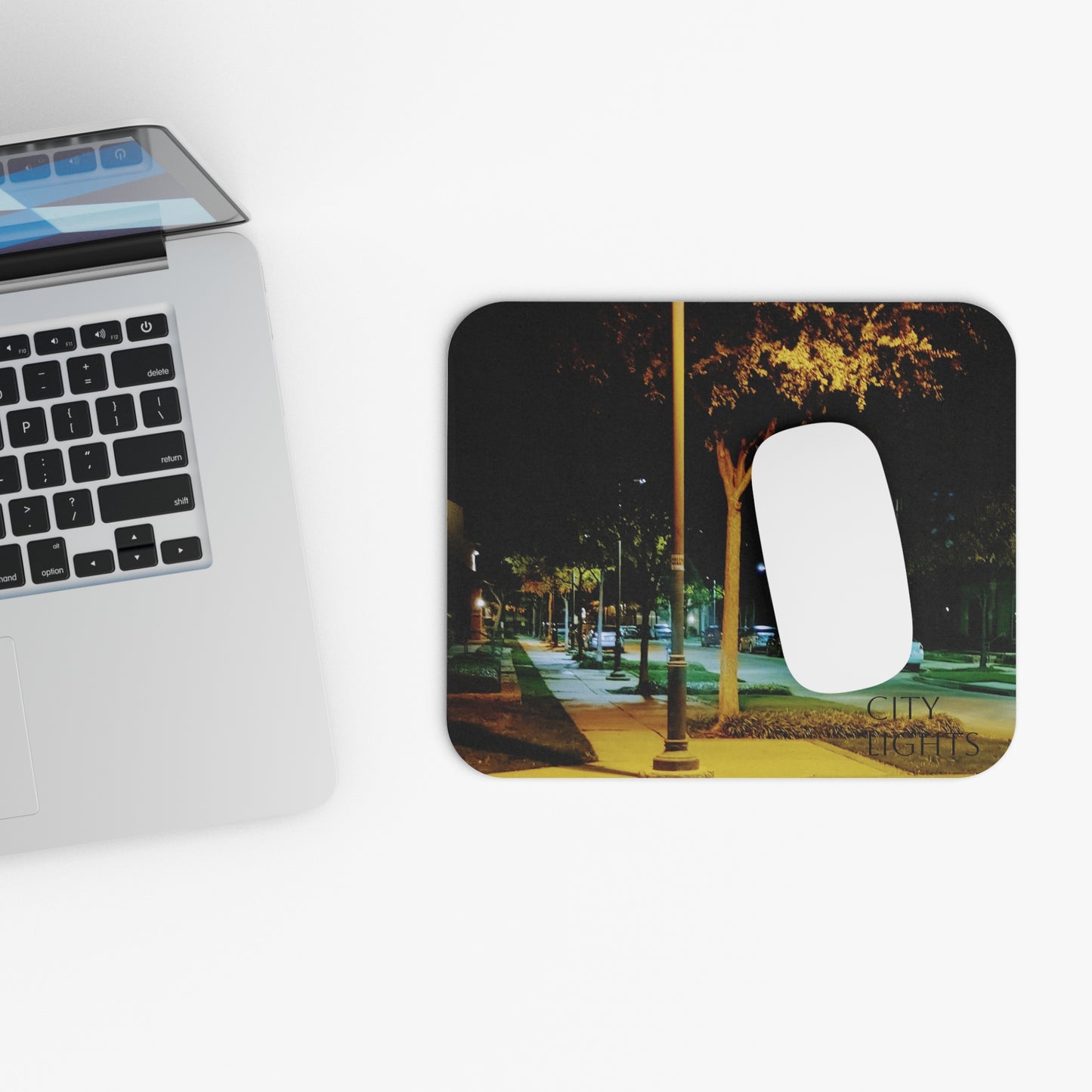 City Lights Mouse Pad